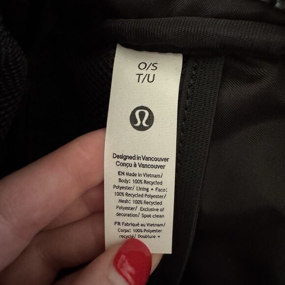 Lululemon Everywhere Belt Bag Black Knit Mesh 1L Fanny Pack Crossbody Purse NWT - Picture 13 of 15